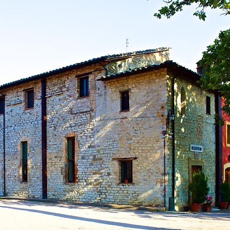 Willa Rosso Porpora Colle Umberto  Zewnętrze zdjęcie